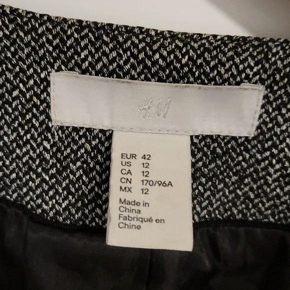 Tweed Blazer - Picture 2 of 3